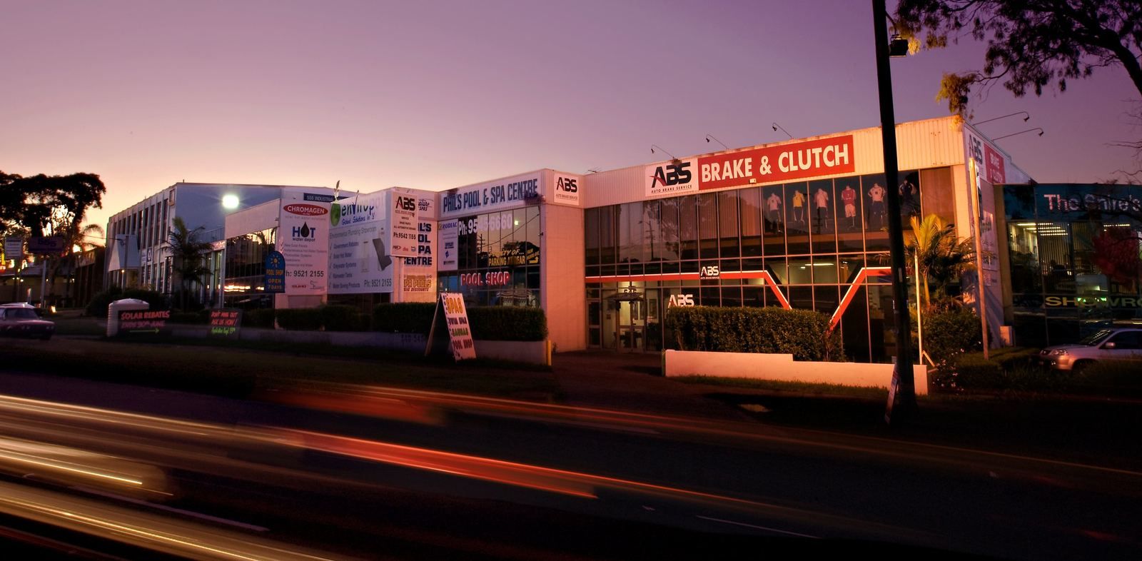 Factory units at 545–549 Princes Highway, Kirrawee